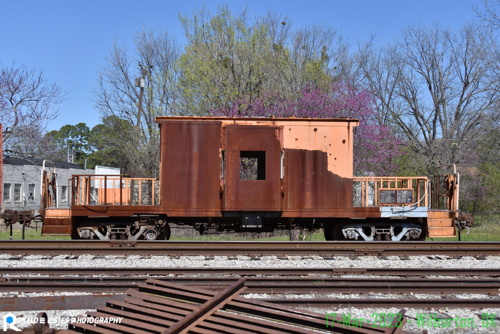 SP 1 Bay Window Transfer Caboose